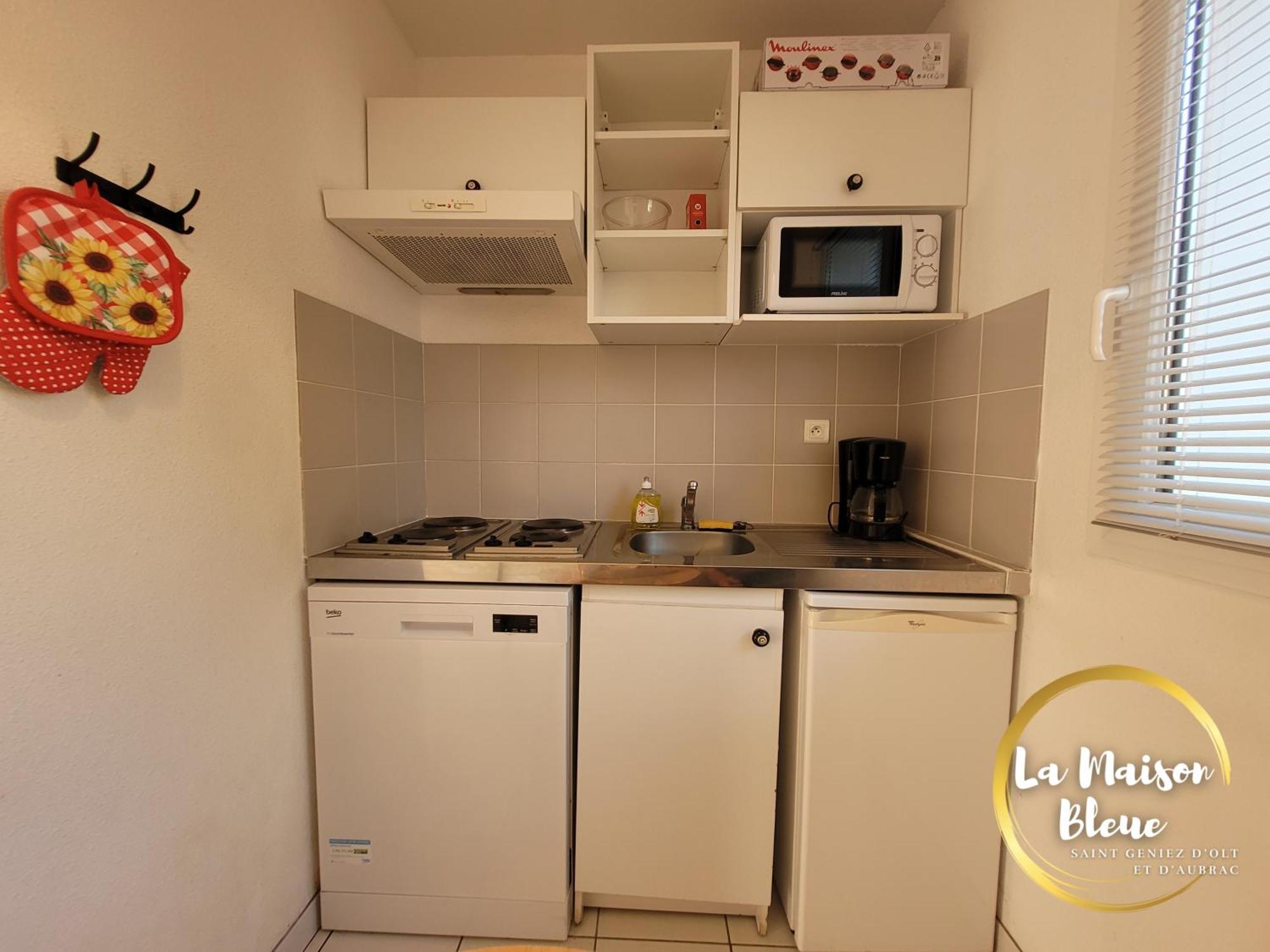 Saint-Geniez-dʼOlt La Maison Bleue, Village Vacances, Piscine, Parking מראה חיצוני תמונה