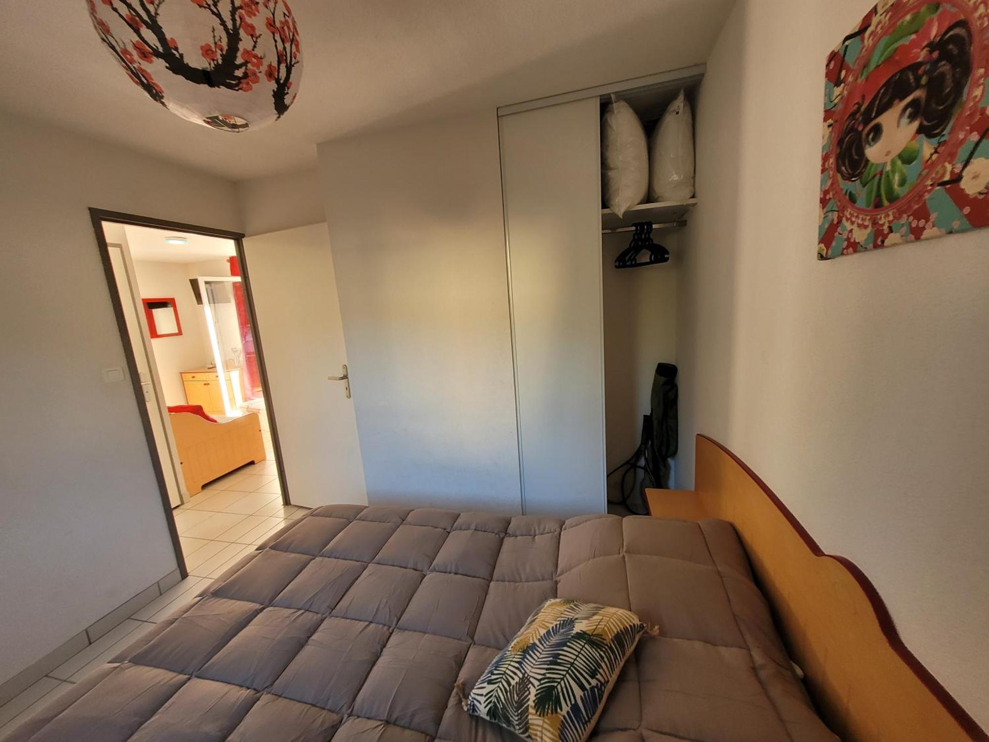 Saint-Geniez-dʼOlt La Maison Bleue, Village Vacances, Piscine, Parking מראה חיצוני תמונה